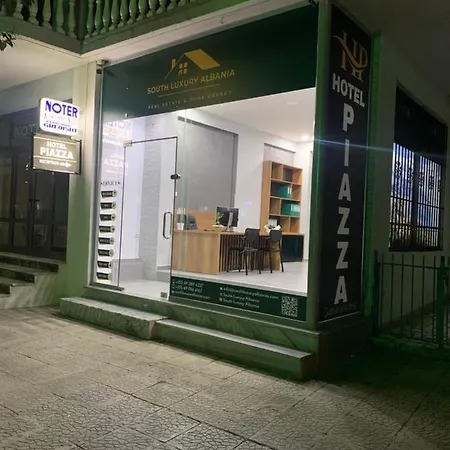 Piazza Szálloda Saranda