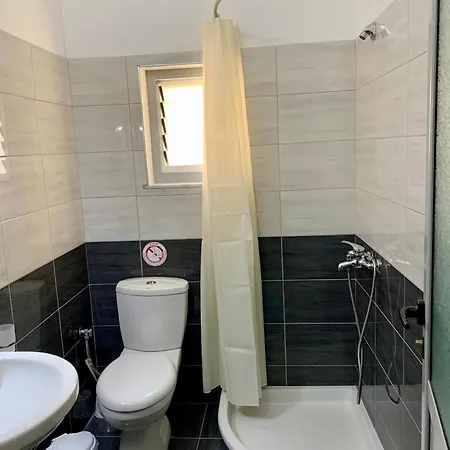 Piazza Hotel Sarande