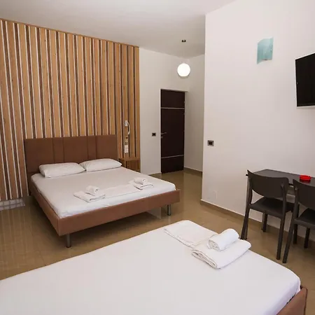 Piazza Hotel Sarande