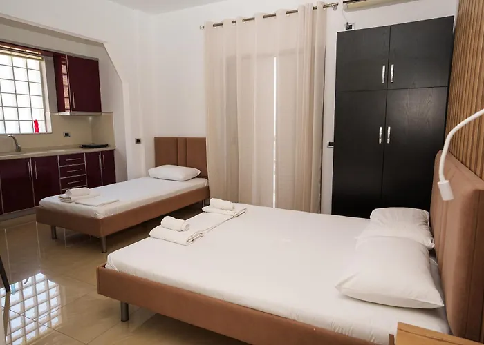 Piazza Szálloda Saranda