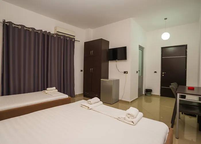 Piazza Szálloda Saranda