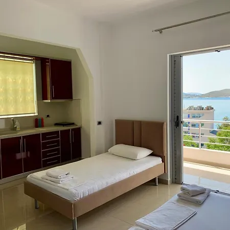 Piazza Ξενοδοχείο