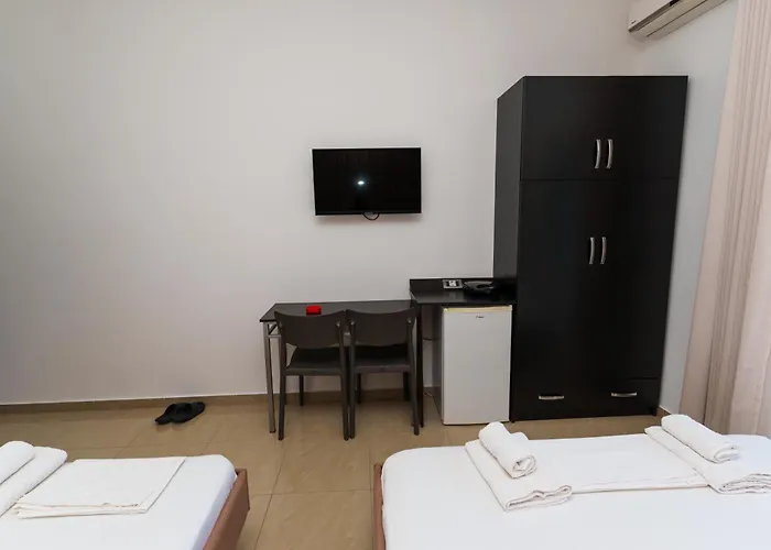 Piazza 酒店 Sarandë